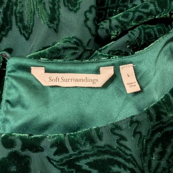 Soft Surroundings Emerald Green Burnout Velvet Blouse Size L Floral Poet Sleeve - Picture 8 of 8